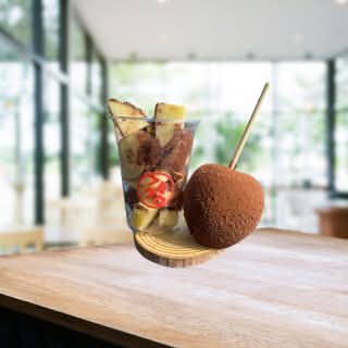 アサイーボウル×りんご飴】fruits closet cafe百道店のデリバリー