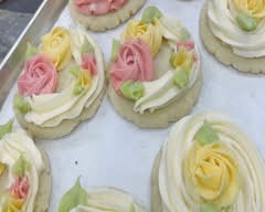 Henny Penny Cupcakes (234 4th Ave)