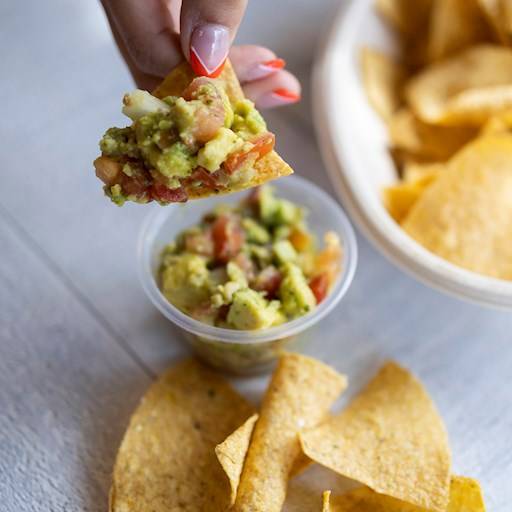 Chips & 4oz Guacamole