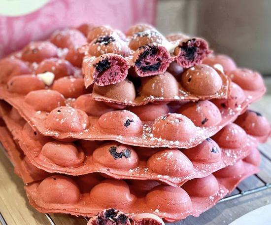 Pink Velvet (Peach Flavor) Egg Waffle