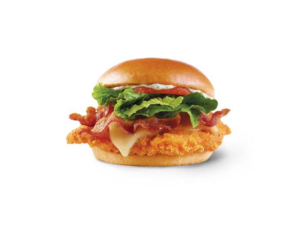 Sandwich Club Ranch à l’Asiago, poulet épicé / Spicy Asiago Ranch Chicken Club (Cals: 590)