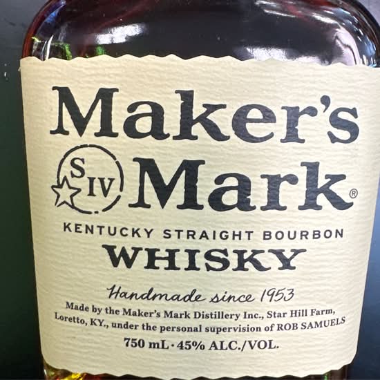 Maker's Mark Bourbon Whisky 750 ML