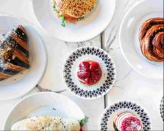 Oliver's Patisserie & Cafe (Niddrie)