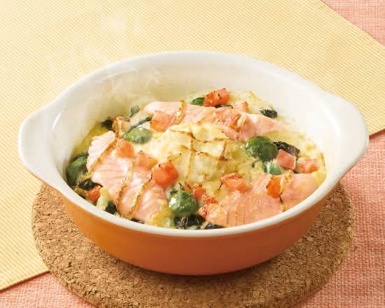 トロサーモン・ポテト・大葉のドリア