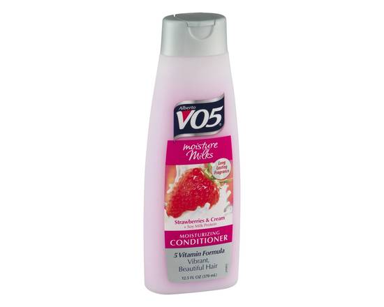 Alberto Vo5 · Moisture Milks Strawberries & Cream Conditioner (12.5 fl oz)
