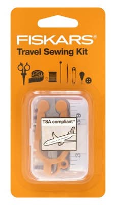 Fiskars Sewing Travel Kit (27 ct)