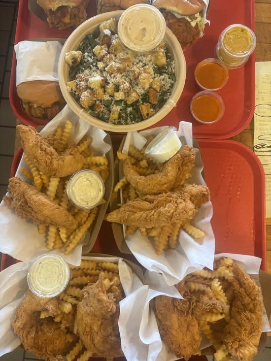 Lou's Luncheonette (Fremont Dr)