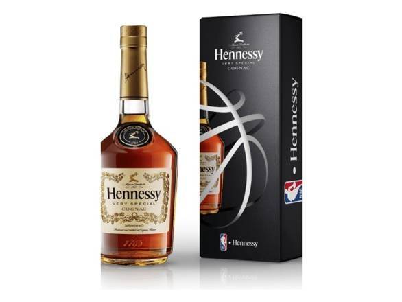 Hennessy V.s Cognac Liquor (750 ml)