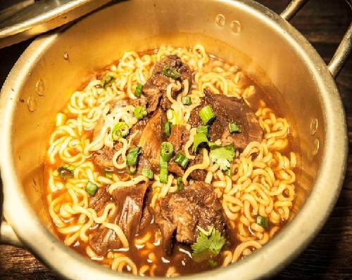 Ramen Soup with Beef Stew