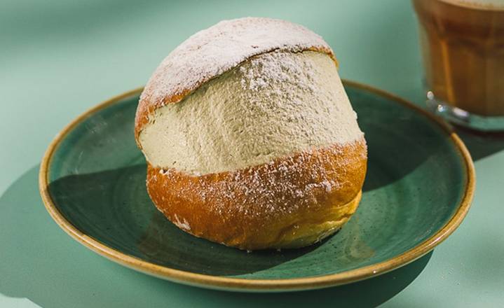 Pistachio Bun