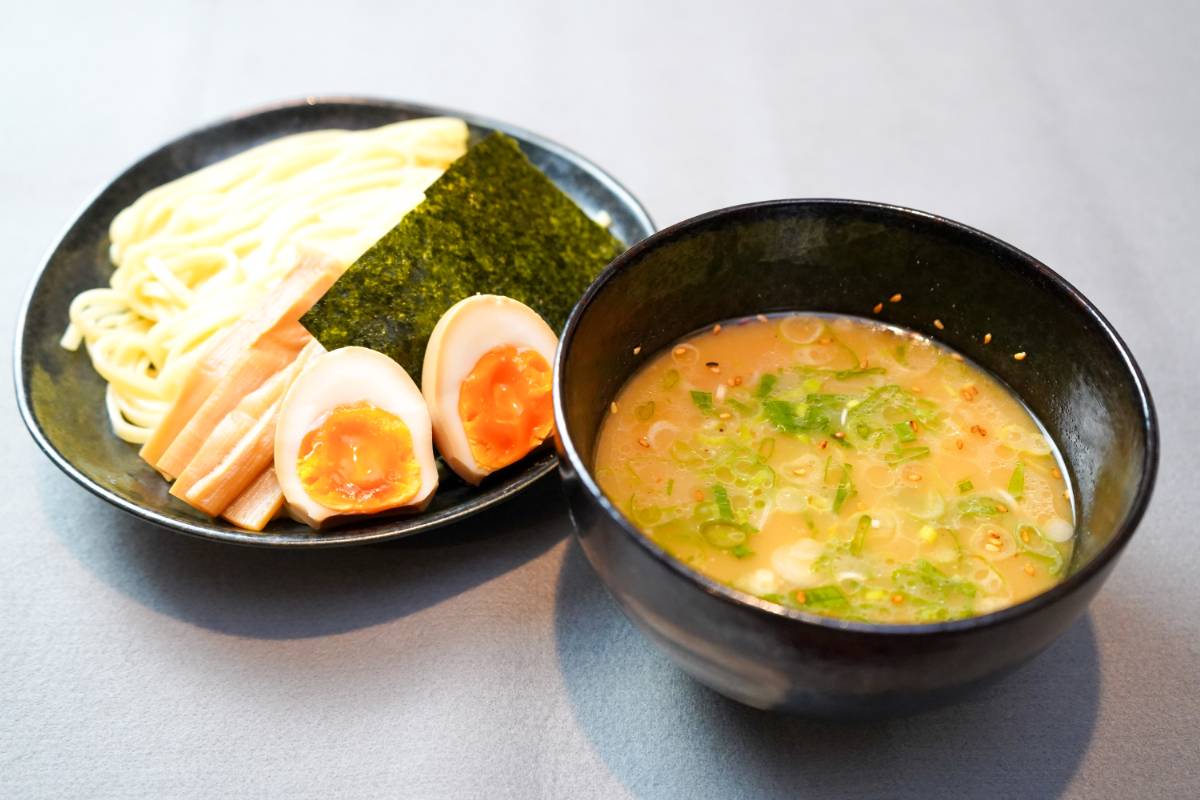 驚愕の890円】つけぬなら つけてみせよう つけ麺屋 新栄店のデリバリー ・持ち帰り| メニューを見る |名古屋 で 配達| ウーバーイーツ