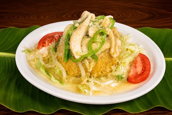 Mofongo Relleno de Pechuga de Pollo / Stuffed Mofongo with Chicken Breast