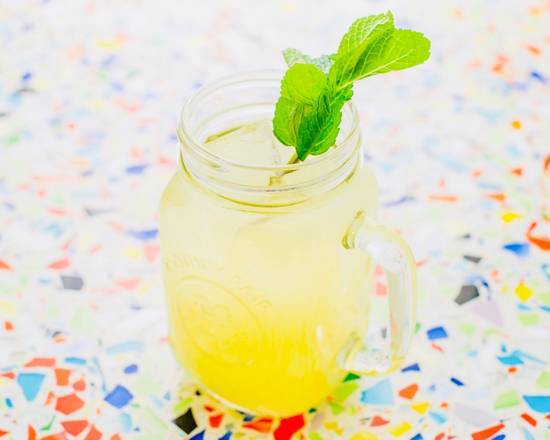 Order Lemon & Ginger Lemonade food online from Pho Time by BoCaphe store, New York on bringmethat.com