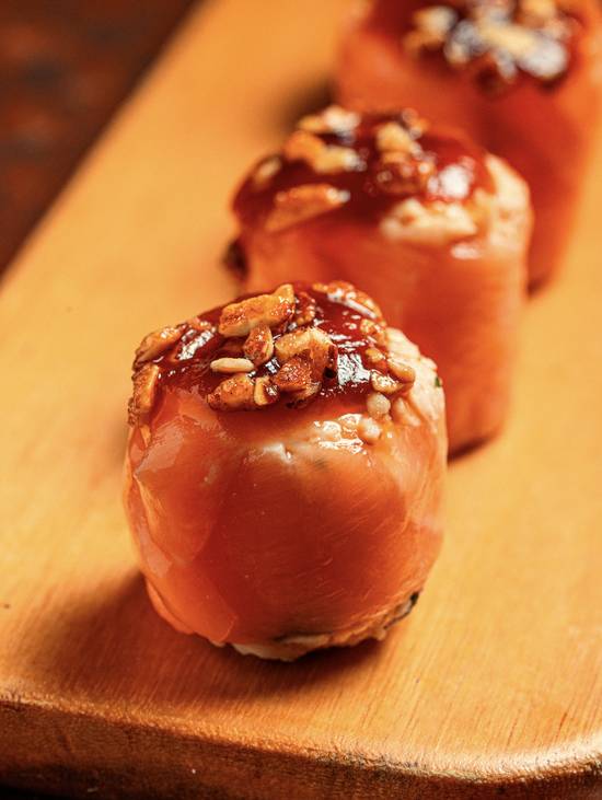 Sexy Salmon Gunkan