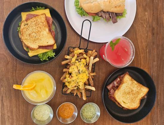 Sammies & Fries (Tijuana)