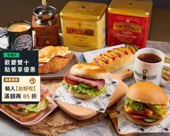 YOLO’s Cafe三重重��陽店