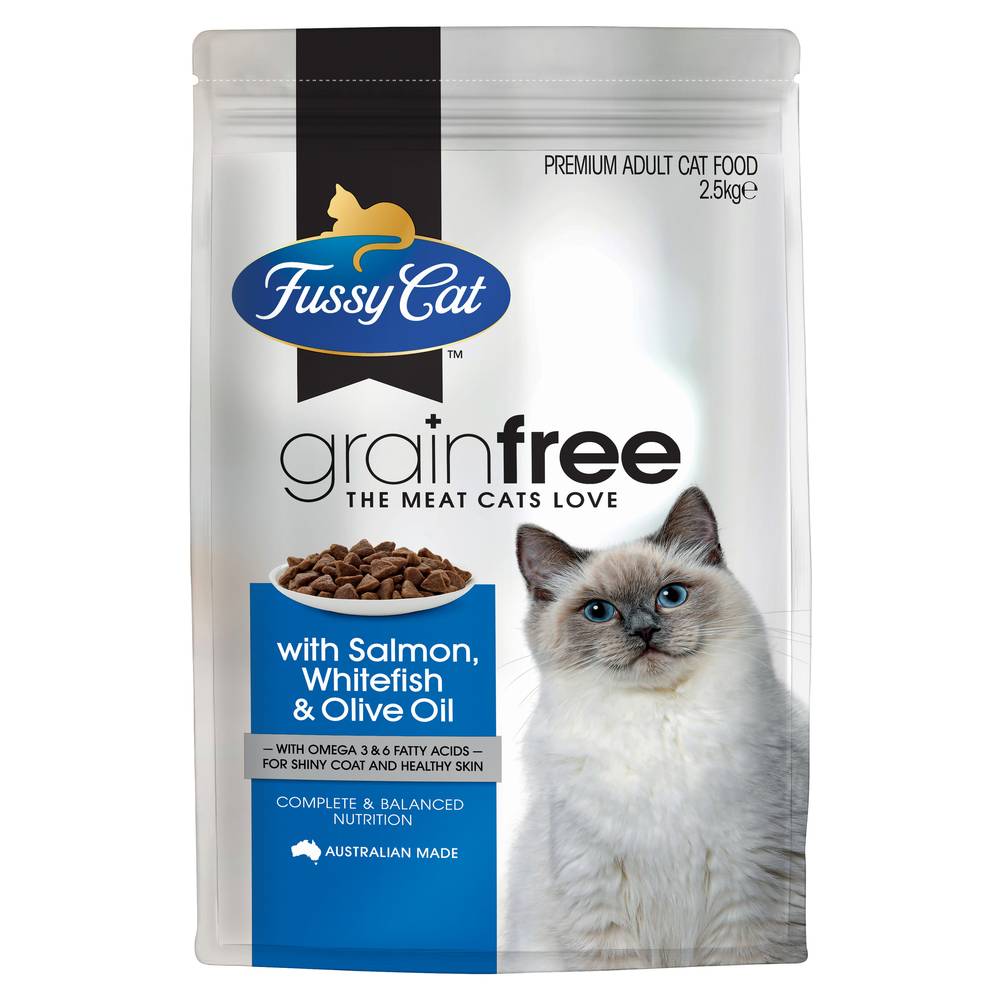 Fussy cat pet fashion food