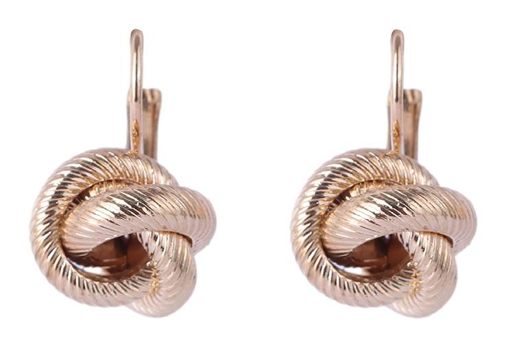 Miniso · Aretes chicos tipo arracadas, dorado