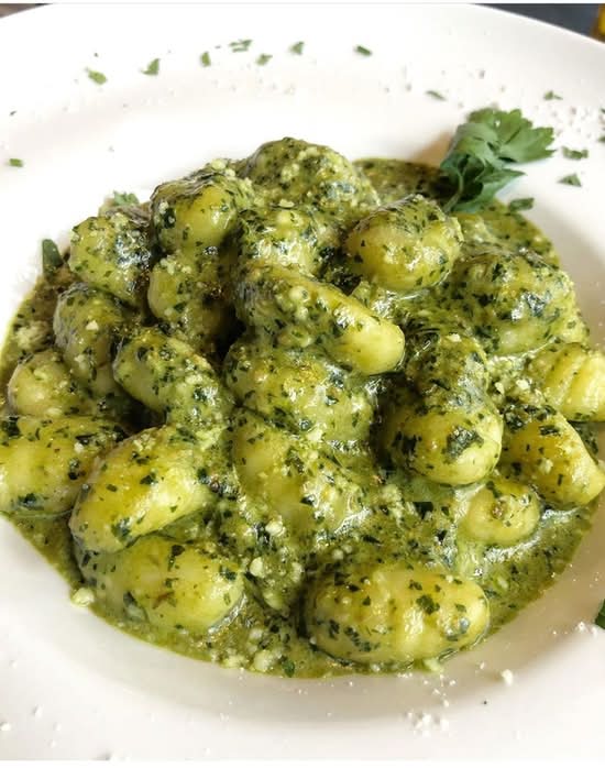 Gnocchi Pesto - Pasta