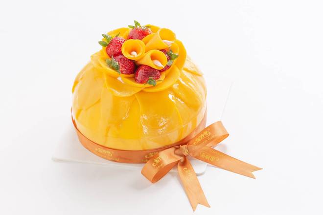 Gold Leaf Mango Lava Cake (金箔芒果熔岩蛋糕)