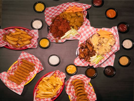 ¡SUPERALAS! (Avenida Francisco Javier Mina 115)