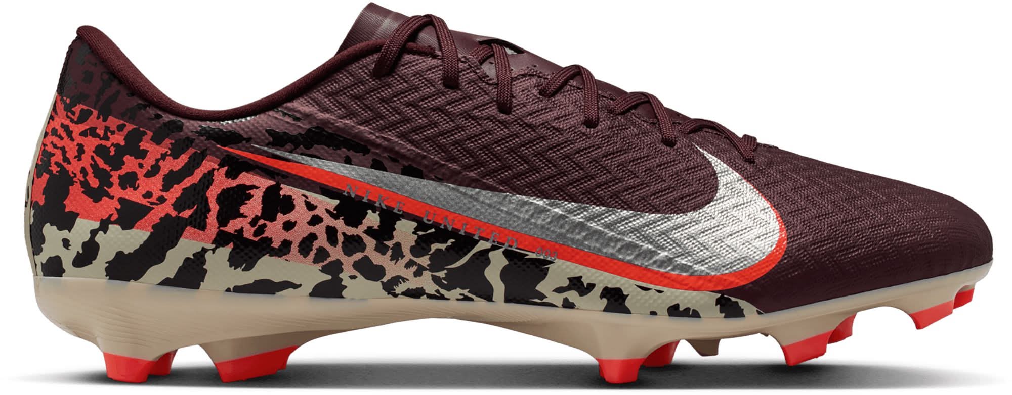 Nike Adult United Mercurial Vapor 16 Academy FG Soccer Cleats (Red/Silver, M8.0/W9.5)