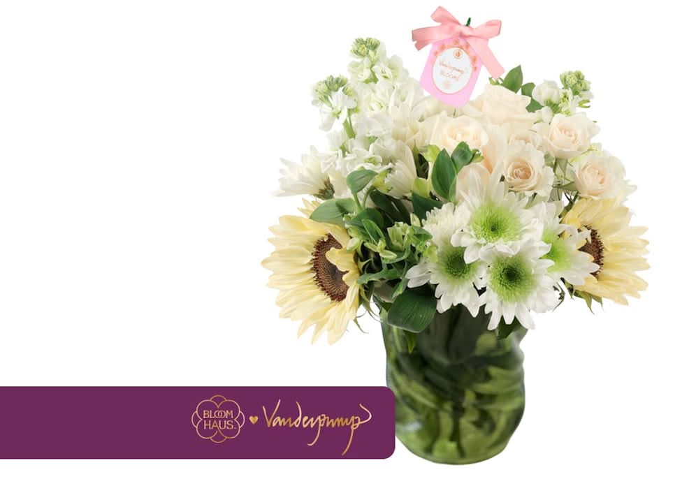 Vanderpump Villa Blanca Arrangement
