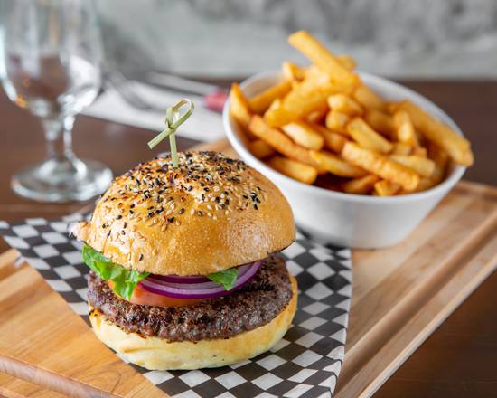 Hamburger en assiette