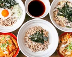 【ピリ辛がくせになる】ラー油蕎麦 IPPIN