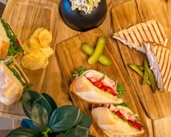 Cryin’ Ryan’s (90 Old Kingston Rd)