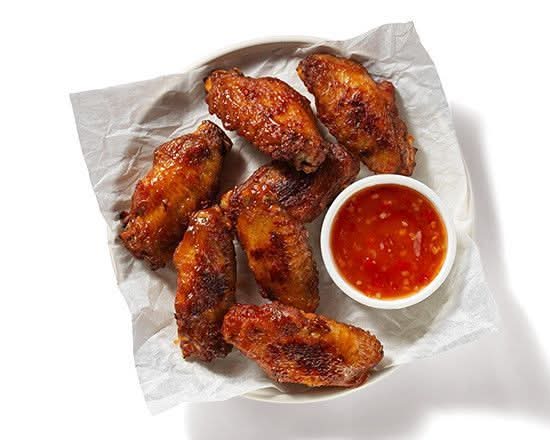7 x BBQ Chicken Wings + 1 Dip of choice