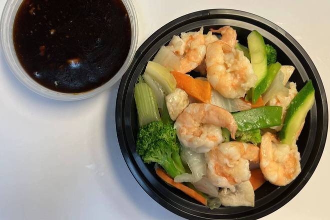 Steamed Shrimp with Mixed Vegetables