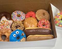 KD's Donuts RSM (31431 Santa Margarita Pkwy)