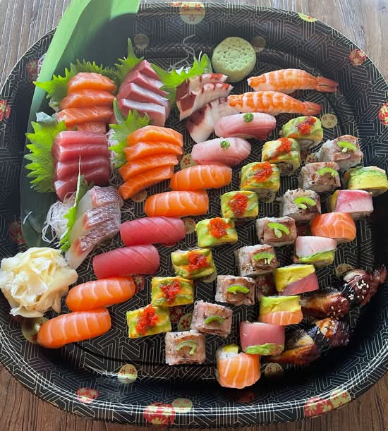 Sushi & Sashimi For 3