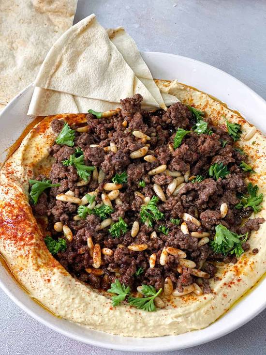 Hummus w/Lamb