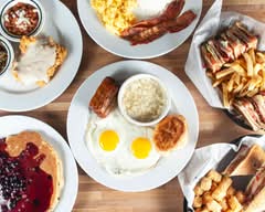 Power Cross Cafe (207 S Oakland Ave)