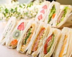 サンカクサンド by eimy sandwich