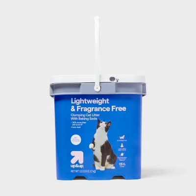 up&up Lightweight Fragrance Free With Baking Soda Clumping Cat Litter (13.5 lbs)