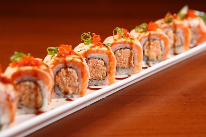 GF - Salmon Torch Roll