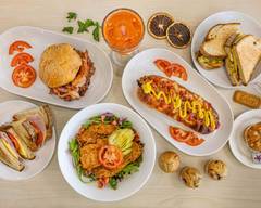 1 House Cafe And Grill