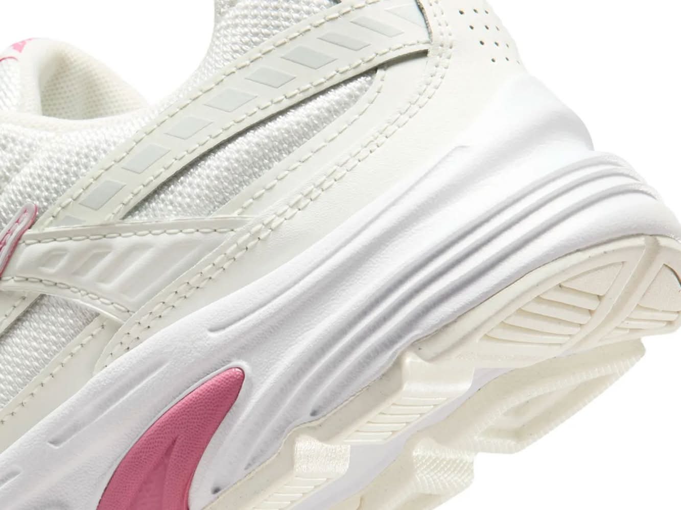 nike initiator running shoes womens