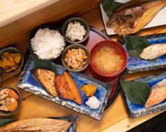 炭火焼魚 焼き魚と味噌汁 平尾店