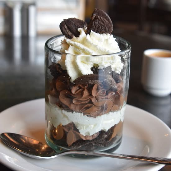 CHOCOLATE CHOCOLATE MOUSSE