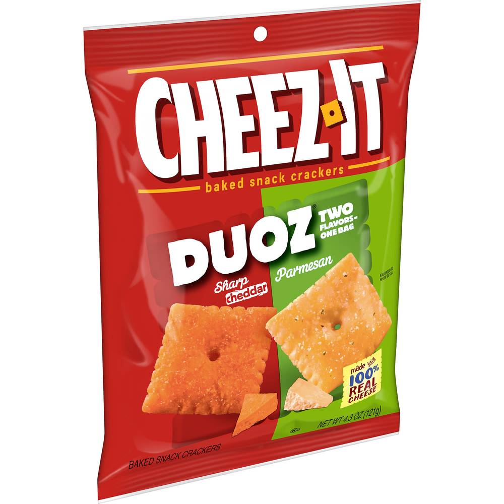 Cheez-It Duoz Baked Snack Crackers, Cheddar Cheese & Parmesan (4.3 oz, 6 ct)