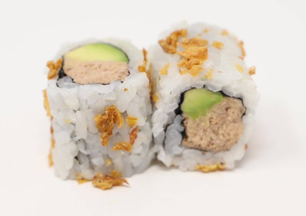 49- California roll thon mi-cuit avocat mayo oignons frits