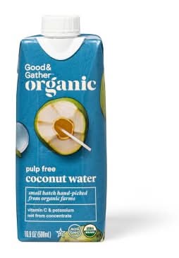 Good & Gather Organic Pulp Free Coconut Water (16.9 oz)