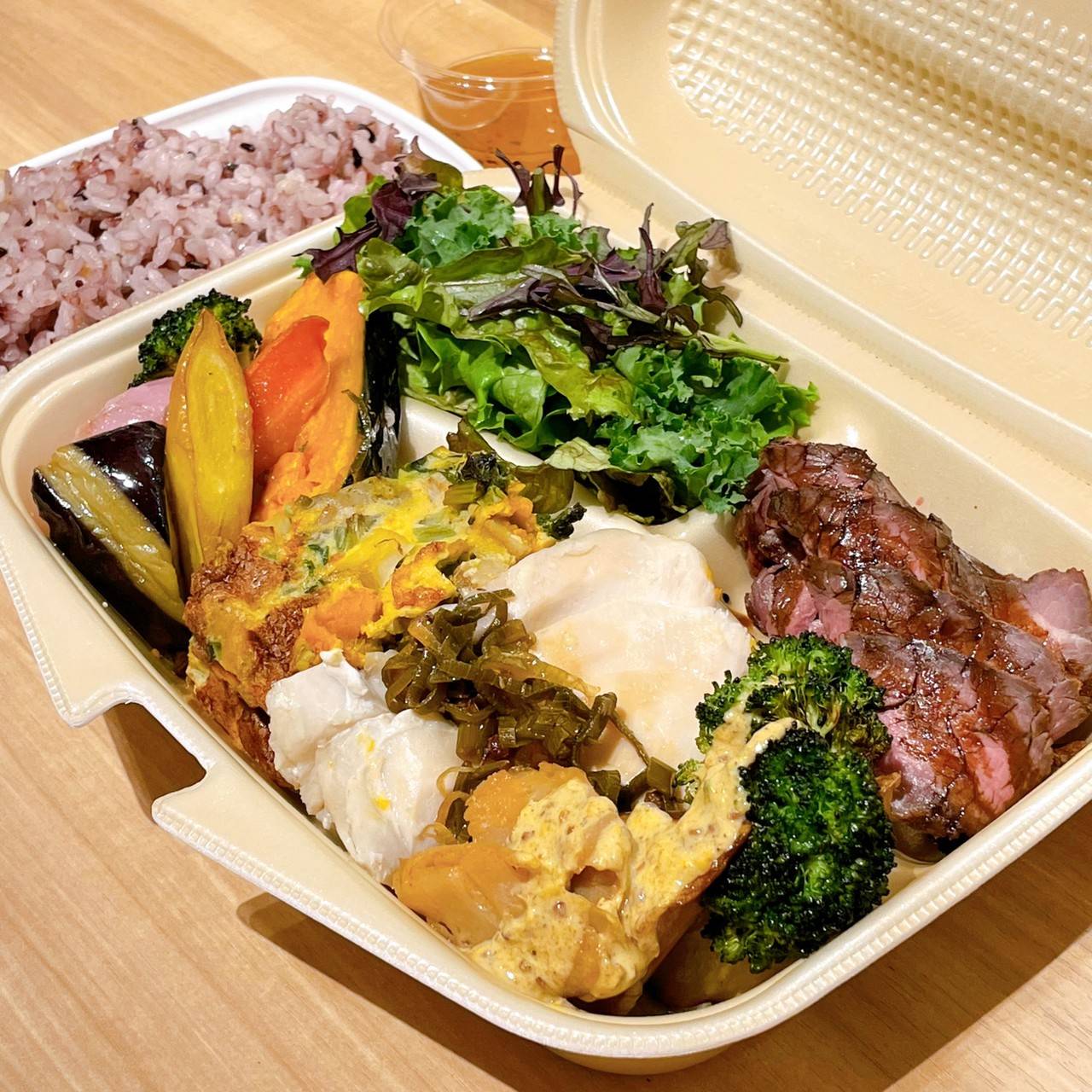 フードホリデー FOOD HOLIDAYのデリバリー ・持ち帰り| メニュー フードホリデー FOOD HOLIDAYのデリバリー ・持ち帰り| メニュー