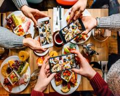 Posmodernos Food of Life