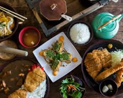 Alohana Hawaiian Grill (802 SE Oralabor Rd Ste 128)