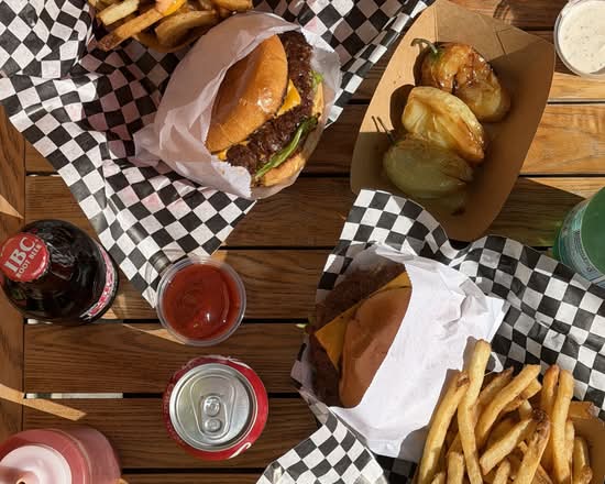Hayes burger (Adams Ave)
